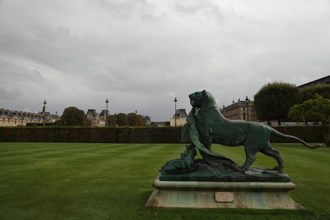 Paris Half Day Private Customized Walking Tour, Transport Options - Les Halles to Hotel de Ville: Paris power centers, past and present