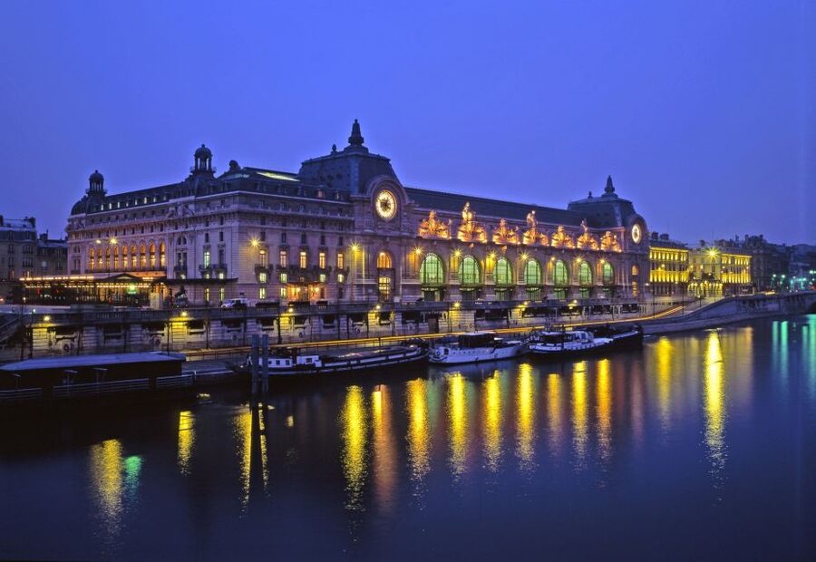 Paris: Happy Hour Evening Cruise on the Seine River - Ile de la Cité and Notre-Dame: the iconic stretch you will remember