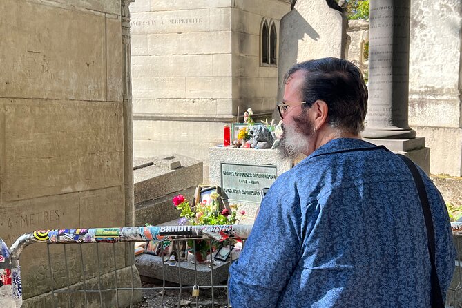 Paris: Haunted Père Lachaise Cemetery Guided Tour - Why the Guide Storytelling Quality Matters So Much