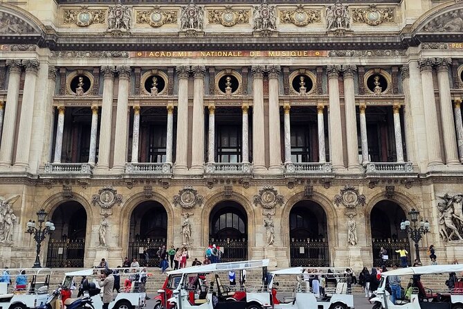 Paris Highlights & Monuments - Montmartre and Invalides, Then the Marais for True-Grit Paris Stories