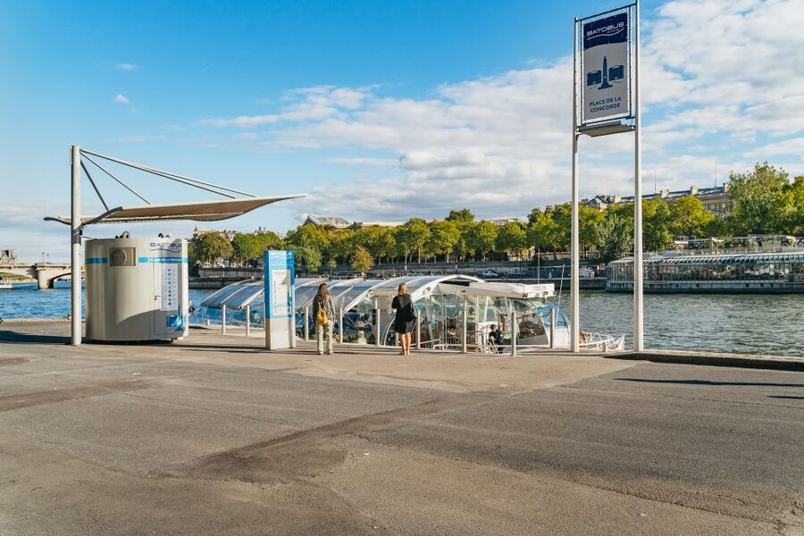 Paris: Hop-On Hop-Off Seine Cruise Pass with 9 Stops - Louvre and the riverfront: art, plus the easiest way to reach it