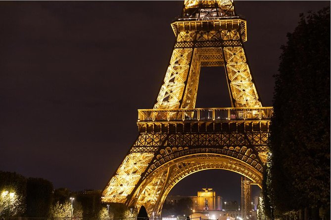 Paris Illuminations Tour with Moulin Rouge Show and Cruise Option - A 10 pm Shortcut to Paris Lights and Moulin Rouge