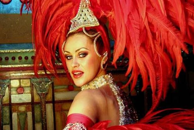 Paris Illuminations Tour with Moulin Rouge Show and Cruise Option - Champagne at Your Table: Nice, But Know the Setup