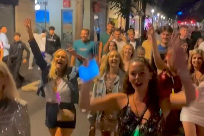 Paris International Pub Crawl with Free Shots & Fun Games - Stop 1: Generator Paris Hostel Bar