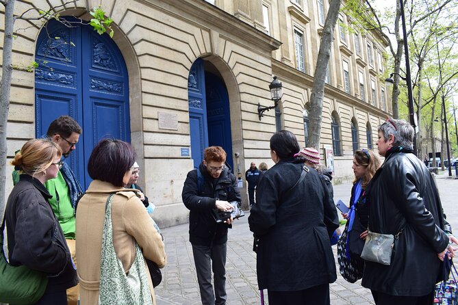 Paris Jewish Heritage: Le Marais & Montmartre Guided Walking Tour - Montmartre’s Jewish artistic chapter: Modigliani, Chagall, and the cost of politics
