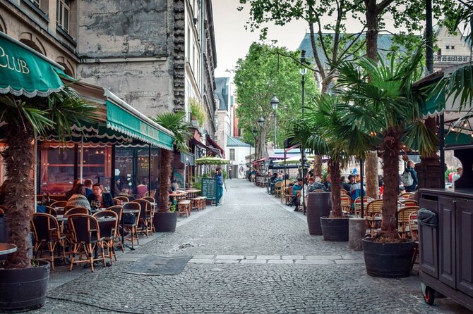 Paris La Marais District Guided Walking Tour - Where the walk starts: Le Marais with a practical meeting point