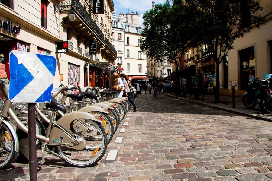 Paris Latin Quarter 2-Hour Private Walking Tour - Panthéon and the Nearby Church Stops: Monumental to Human Scale