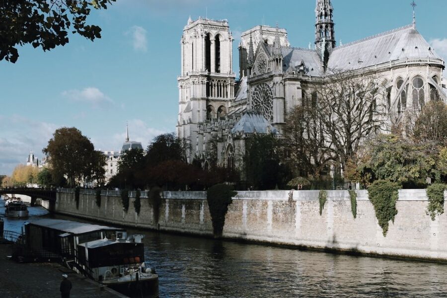 PARIS: Latin Quarter Guided Walking Tour - 12 guests 2,5h - Sorbonne and the Pantheon, Big Ideas Built in Stone