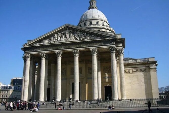 Paris Latin Quarter Walking Tour plus Seine River Cruise Option - Stop 3: Rue de la Huchette, Nightlife Energy in Daylight