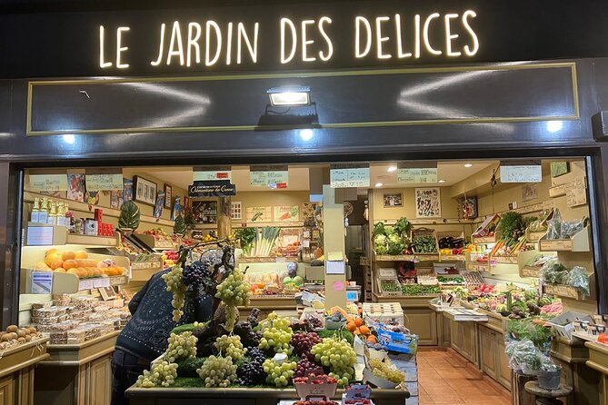 Paris Le Marais District Guided Walking Tour with Tastings - Marche Couvert des Enfants Rouges, Paris’s oldest market energy