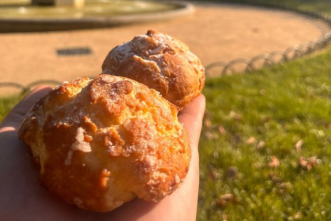 Paris Le Marais Food Tour – Full French Meal by Do Eat Better - Stop 5, Place des Vosges: Choux Pastry With Vanilla and Sugar Pearls