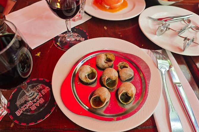 Paris: Le Marais Foodie Tour – French Gourmet Cuisine (Private) - Stop 4, the Jardin de l’Hôtel de Sully courtyard garden