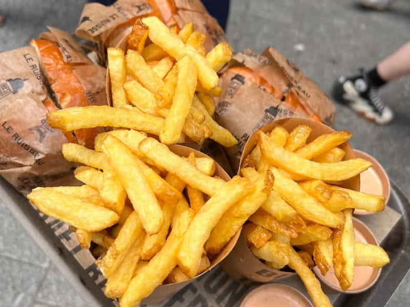 Paris: Le Marais Guided Food Tour with Tastings - What you’ll eat: croque monsieur, chouquettes, macarons, and more