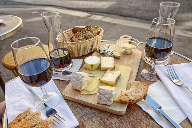 Paris Le Marais Historical Walking Tour with Wine and Cheese Tasting - Meeting at Rue Saint-Antoine, then easing into Village Saint-Paul