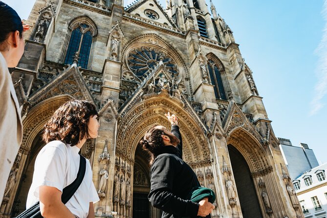 Paris: Left Bank Gastronomy & Wine tour with a Culinary School - Rue Cler, where you taste like a local food nerd