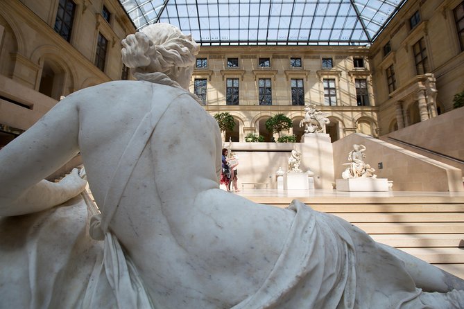 Paris Louvre and Orsay Museums Masterpieces Private Day Tour - What this Louvre and Orsay day feels like in real life