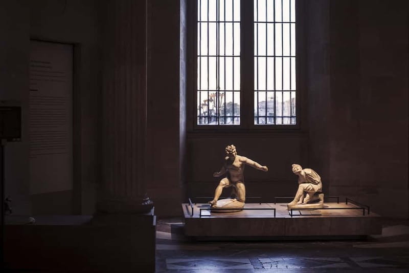 Paris: Louvre Last Entry or Morning Tour with Entry Ticket - Should you book it