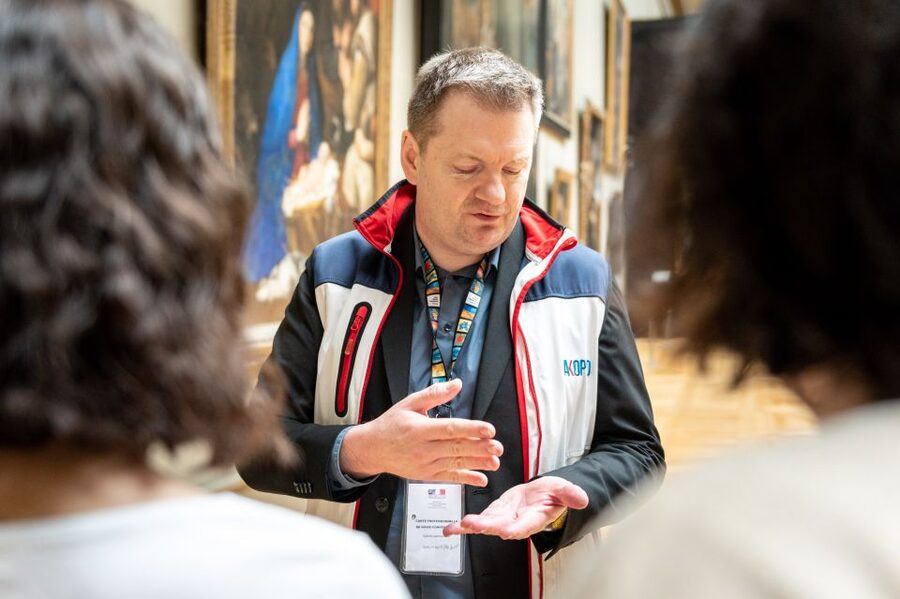 Paris: Louvre Masterpieces Private Tour with Reserved Entry - Should You Book This Louvre Private Tour?