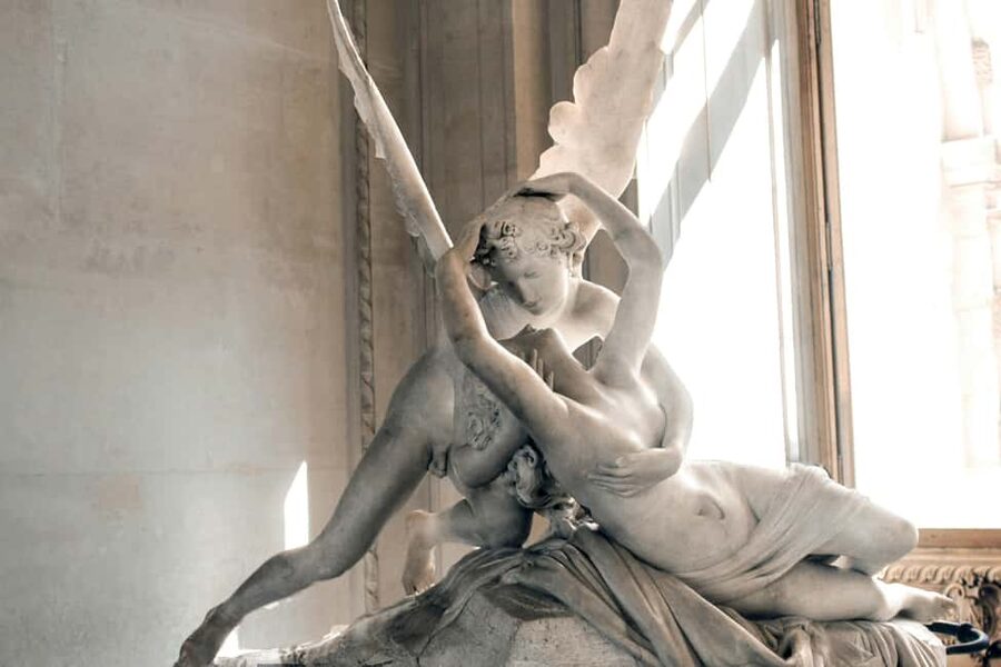 Paris: Louvre Museum & River Cruise Priority Access Tickets - Your 3-Hour Louvre Visit and the 5:00 pm Closing Reality