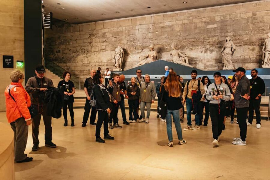 Paris: Louvre Overview, Exploration tour and Reserved Entry - Medieval Louvre foundations: the palace you are really walking through