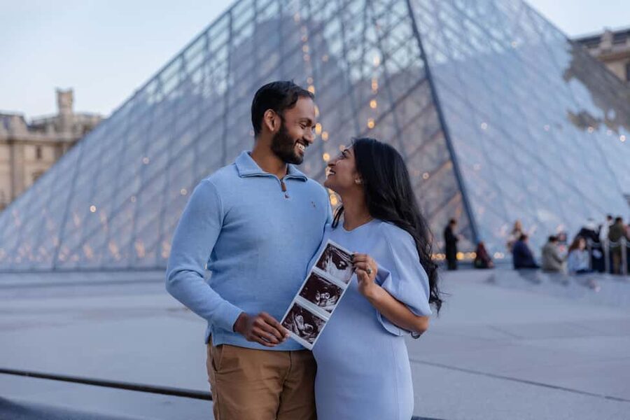 Paris: Louvre photoshoot or Seine bridges Eiffel Tower walk - Why a Seine Bridge Walk Beats Another Louvre Selfie