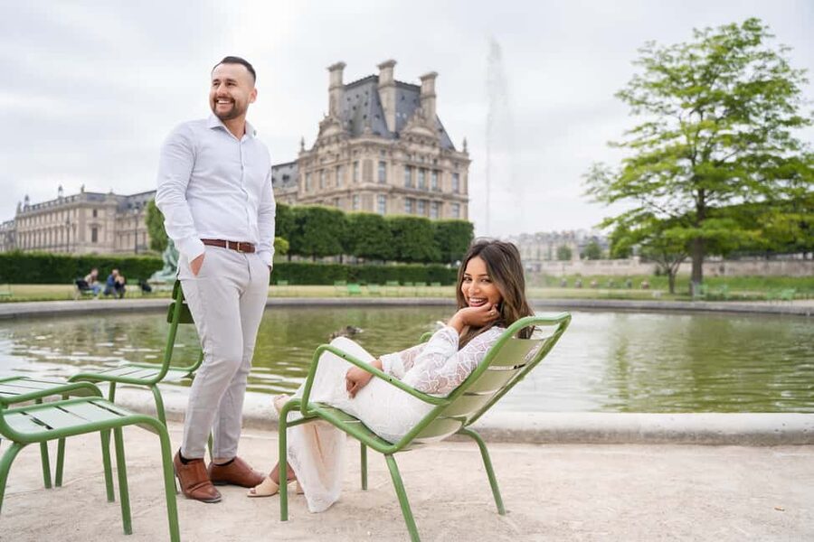 Paris: Louvre photoshoot or Seine bridges Eiffel Tower walk - Louvre to Tuileries Garden: A Calm Route for Architecture Fans