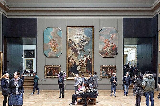 Paris Louvre Small Group Tour with Pre-Reserved Tickets - Mona Lisa focus, plus the art history connections that make it stick