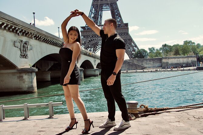 Paris Luxury Private Professional Photoshoot at the Eiffel Tower - Eiffel Tower and Seine: the stop that sets the mood fast