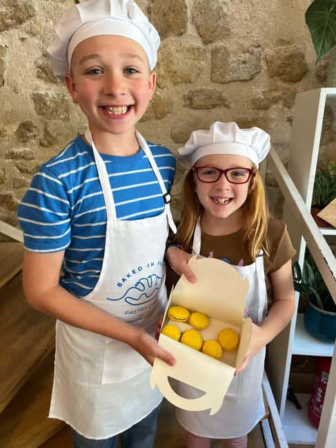 Paris: Macaron Baking Class for Families and Kids - The hands-on macaron method you will actually do