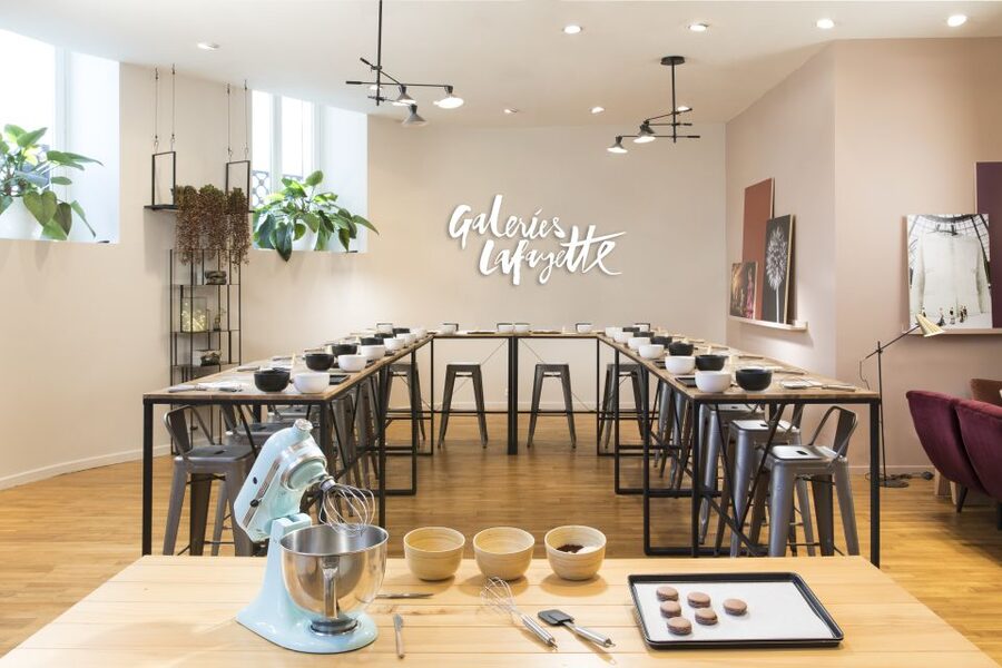 Paris: Macaron Class at Galeries Lafayette - First stop: Finding the class inside Galeries Lafayette