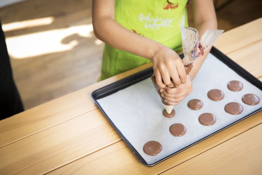 Paris: Macaron Class at Galeries Lafayette - Tips to get the best experience, even if macarons intimidate you