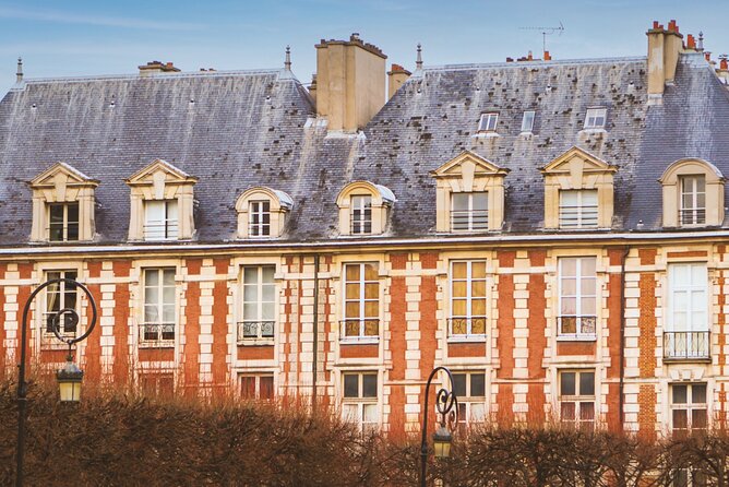 Paris (Marais District) Scavenger Hunt and Self-Guided Tour - Stop 1: Place des Vosges, Where Clues Feel Made for Looking Closely