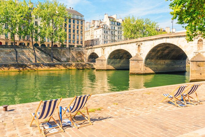 Paris (Marais District) Scavenger Hunt and Self-Guided Tour - A Private Group Day, Plus Team Competition Energy