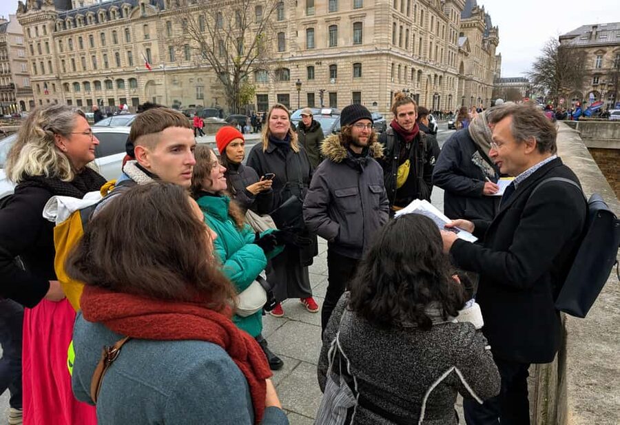 Paris: Marais without crowds. Guided Tour. - Why Le Marais feels like Parisian life, not a photo set