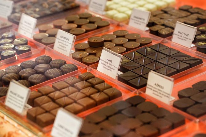 Paris Marché d’Aligre Walking Tour with Chocolate and Cheese Tasting - Ble Sucre Start Point and How the 2-Hour Walk Unfolds