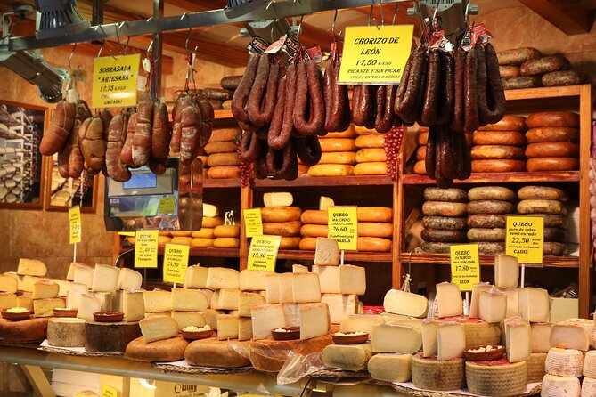 Paris Marché d’Aligre Walking Tour with Chocolate and Cheese Tasting - Chocolate Stop: Three Chocolates, Plus Shop-Friendly Time