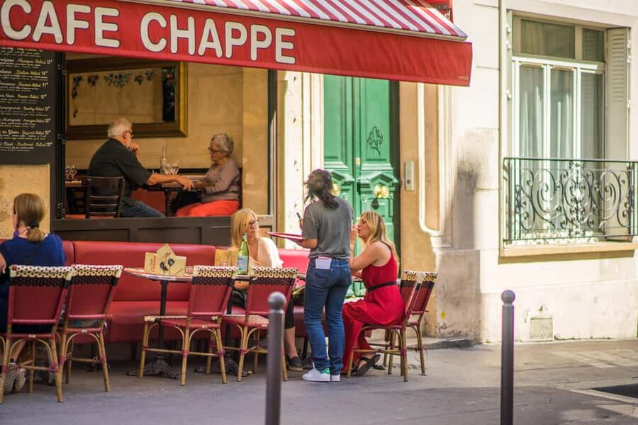 Paris Montmartre: 2-Hour City Tour in German - Price and Value for a $94 Two-Hour Private Walk