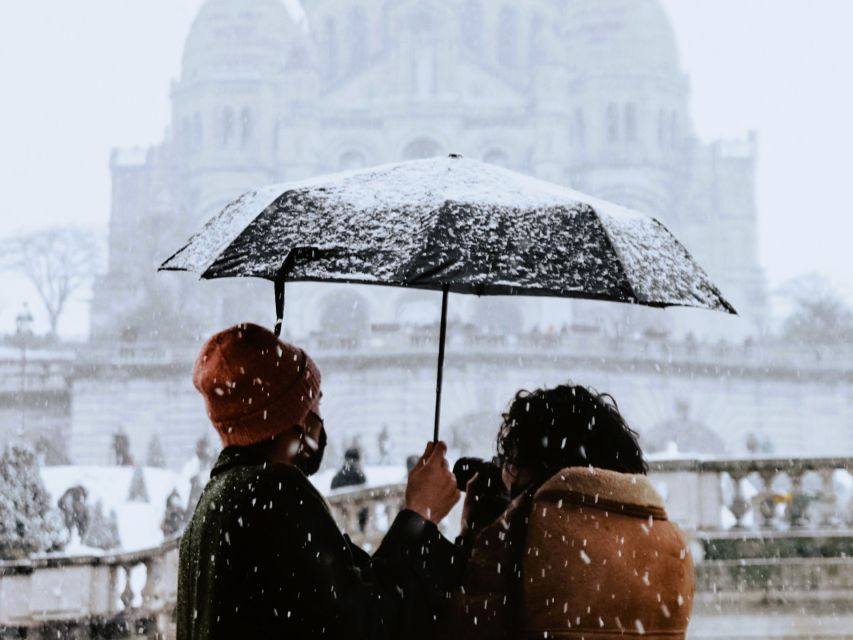 Paris: Montmartre Culture and Local Pastries Walking Tour - Navigating the Labyrinth: Why a Local Guide Changes Everything