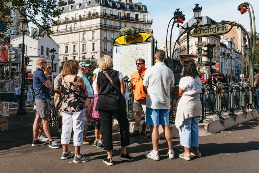 Paris: Montmartre Food and Wine Guided Tour - Who should book this Montmartre food and wine tour