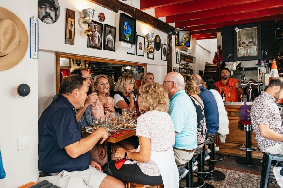 Paris: Montmartre Food and Wine Guided Tour - Cheese and charcuterie tastings that teach quality, not just variety