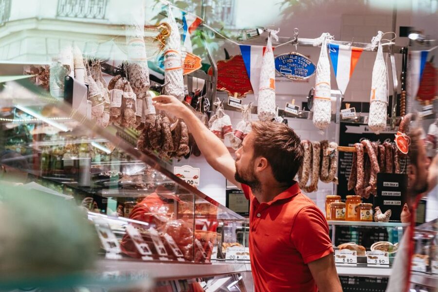 Paris: Montmartre Food and Wine Guided Tour - Price, value, and group size, what $158 buys you in real terms