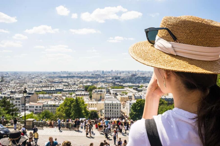 Paris: Montmartre Group Tour in German - The stories are the point: artists, rebels, and everyday Paris