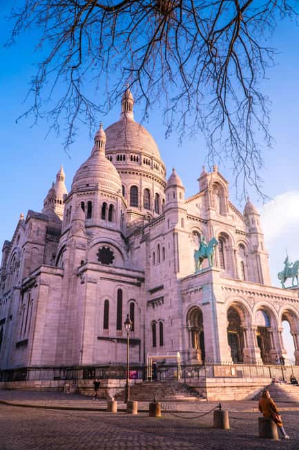 Paris: Montmartre Hidden Gems and Highlights Walking Tour - Starting at Saint-Jean de Montmartre, and why that matters