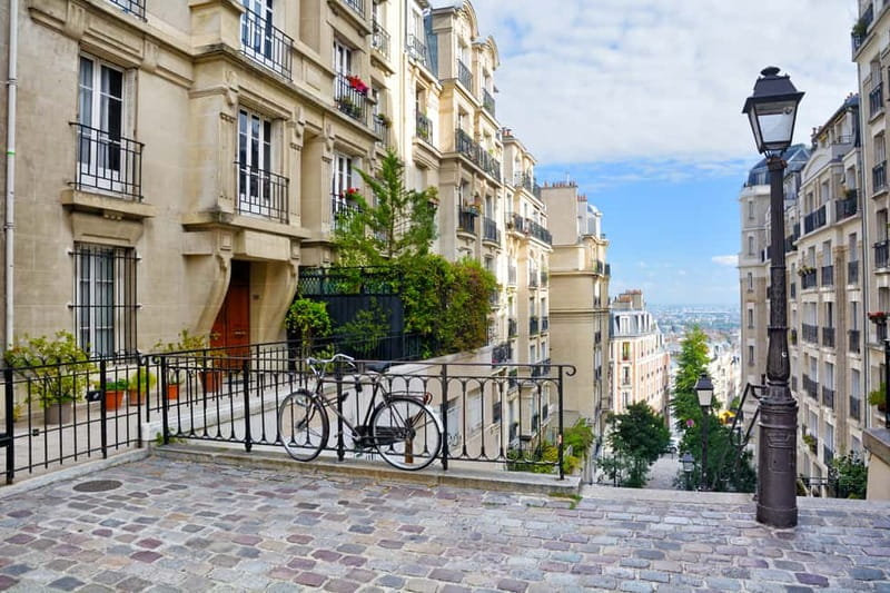 Paris: Montmartre Hidden Gems and Highlights Walking Tour - The last vineyard in Paris, plus a quick food lesson on the way
