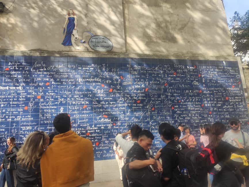 Paris : Montmartre highlights walking tour - Why This Montmartre Walk Feels Worth It