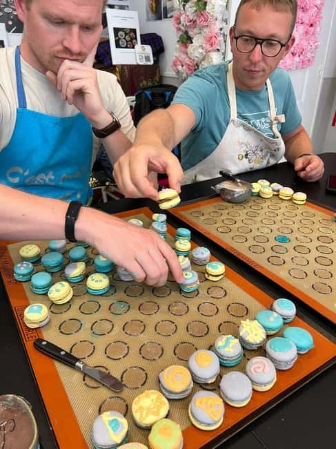 Paris: Montmartre Macaron Baking Workshop - Tant pour tant and Italian meringue: the shell skills that make macarons fail less