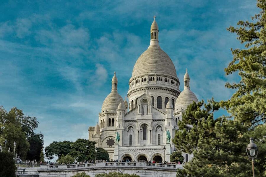 Paris: Montmartre Private Tour for Families - Montmartre in 2 hours, built for family-friendly pacing