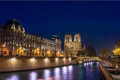 Paris Murder Mystery: Death on the Seine Quest and Tour