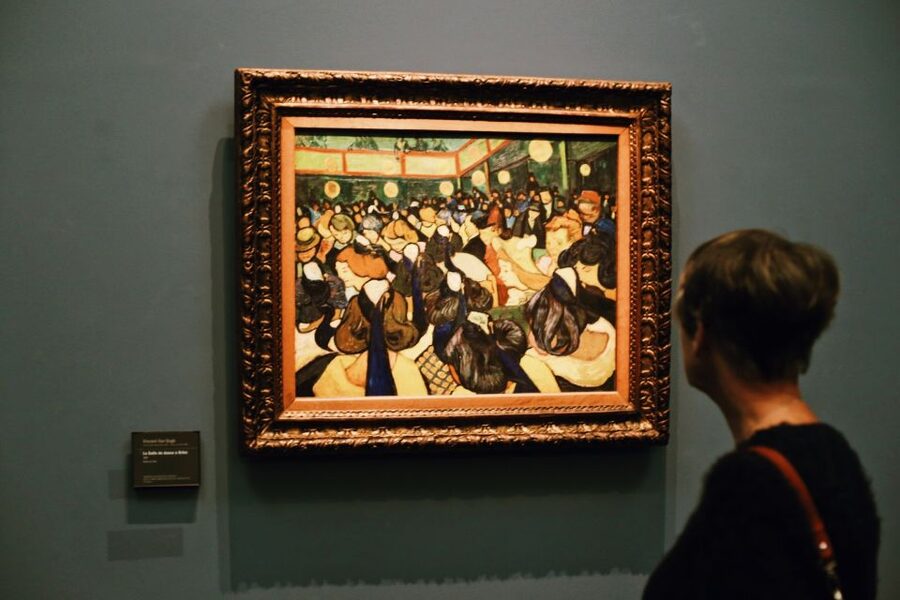 Paris: Musée d'Orsay Masterpieces Guided Small Group Tour - Why the Orsay building itself sets up the whole visit