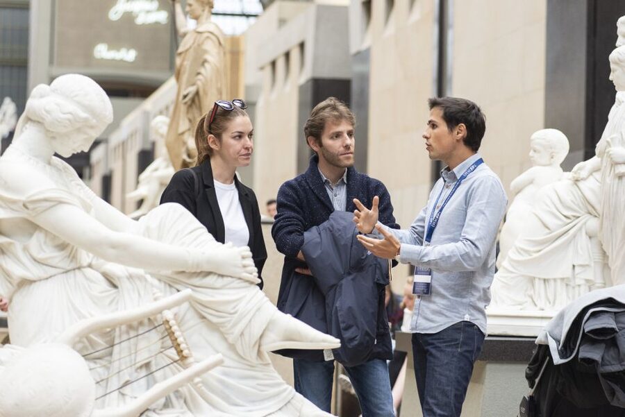 Paris: Musée d'Orsay Masterpieces Guided Small Group Tour - Crowd strategy and line time: what small-group guidance really buys you